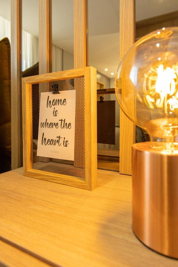 Signature Aveiro City Flat By Home Sweet Home 아베이루 외부 사진