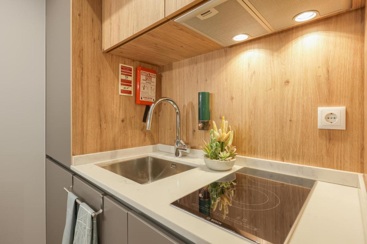 Signature Aveiro City Flat By Home Sweet Home 아베이루 외부 사진